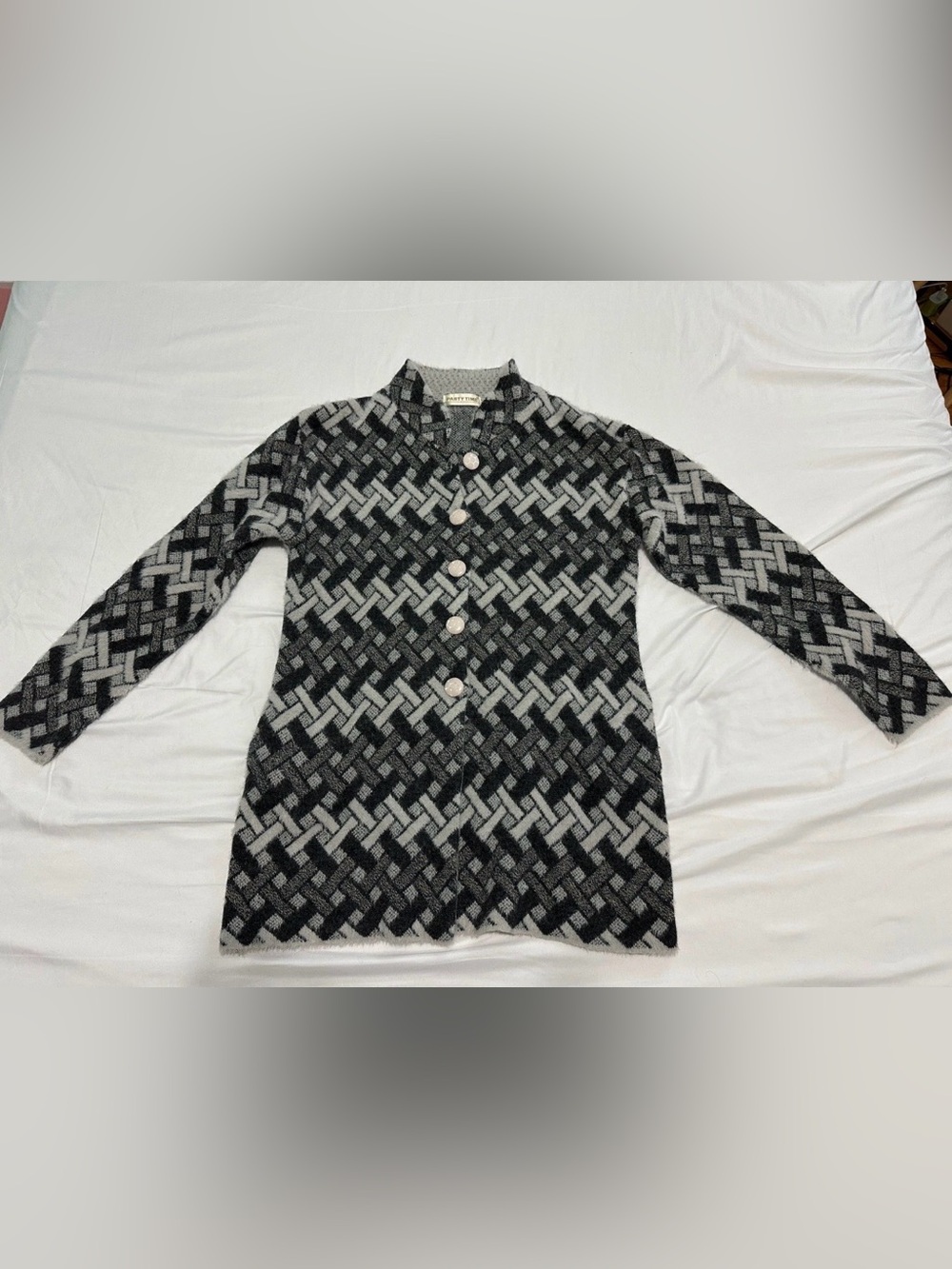 Party Time Women’s Black Gray Geometric Fuzzy Knit Cardigan Sweater